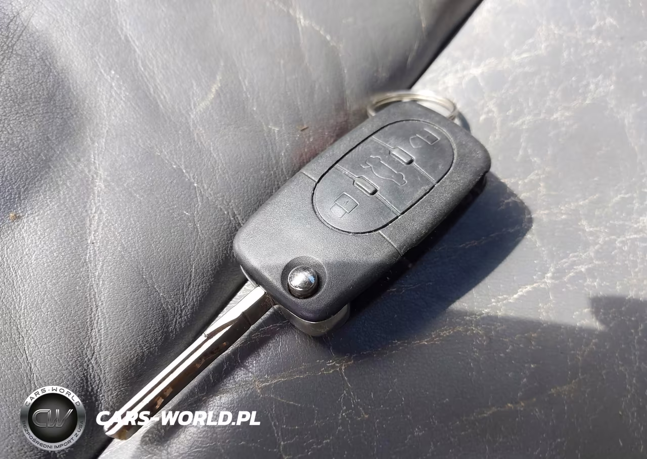 2000 Audi Tt VIN:TRUUC28N3Y1011963 - 11