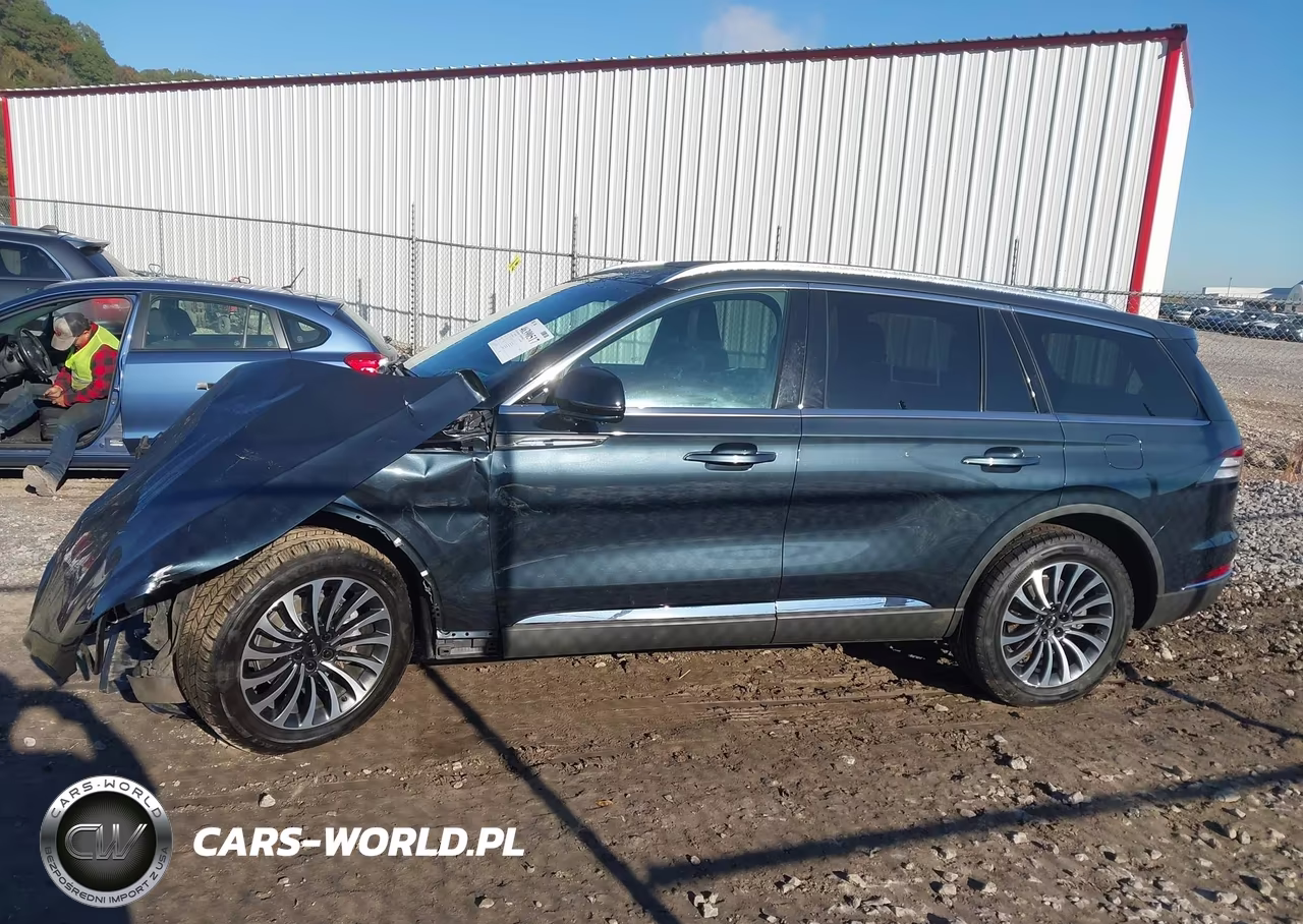 2023 Lincoln Aviator Reserve VIN:5LM5J7XCXPGL31657 - 15