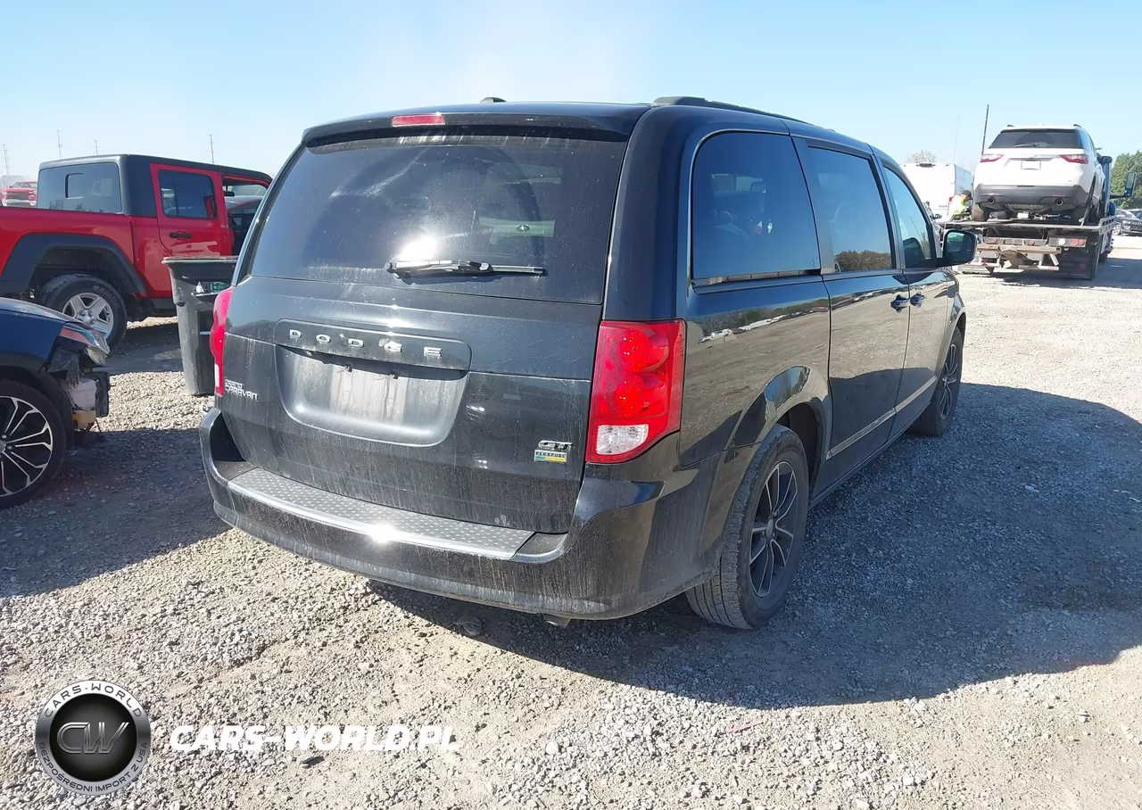 2018 Dodge Grand Caravan Gt VIN:2C4RDGEGXJR239198 - 4