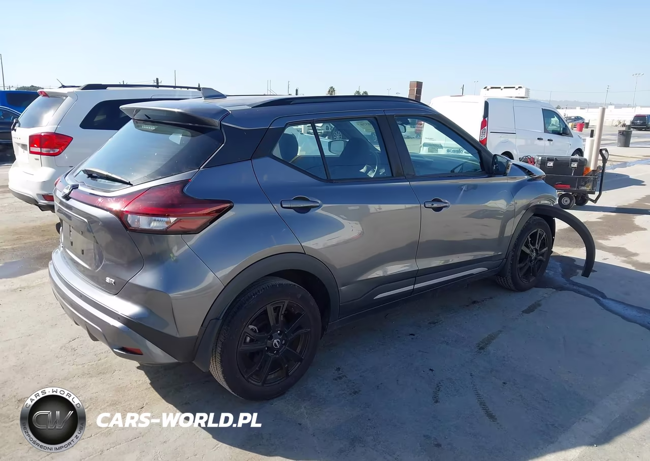 2024 Nissan Kicks Sr Xtronic Cvt VIN:3N1CP5DV1RL520075 - 4