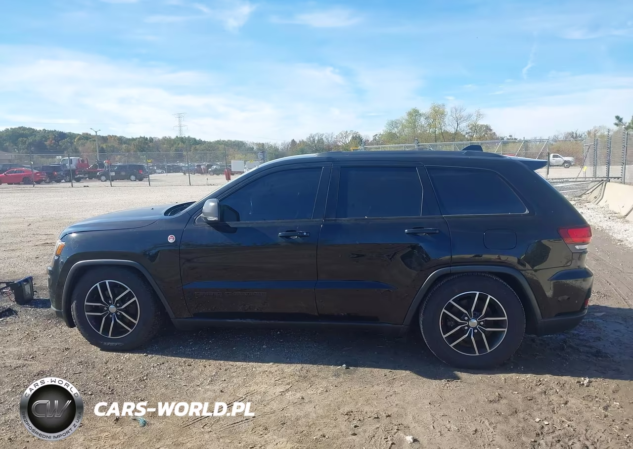 2017 Jeep Grand Cherokee Trailhawk 4X4 VIN:1C4RJFLG8HC741488 - 14