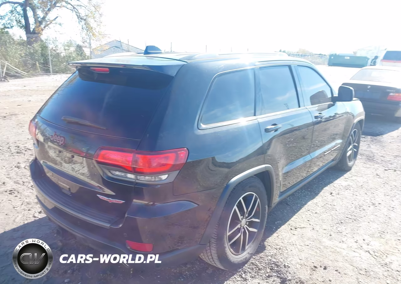 2017 Jeep Grand Cherokee Trailhawk 4X4 VIN:1C4RJFLG8HC741488 - 4