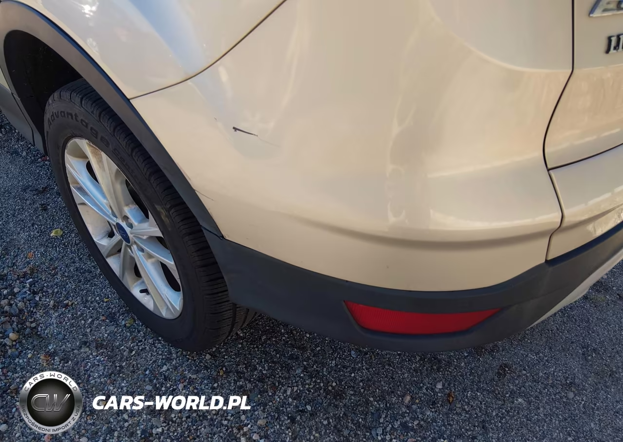 2017 Ford Escape Se VIN:1FMCU0GD8HUC71558 - 6