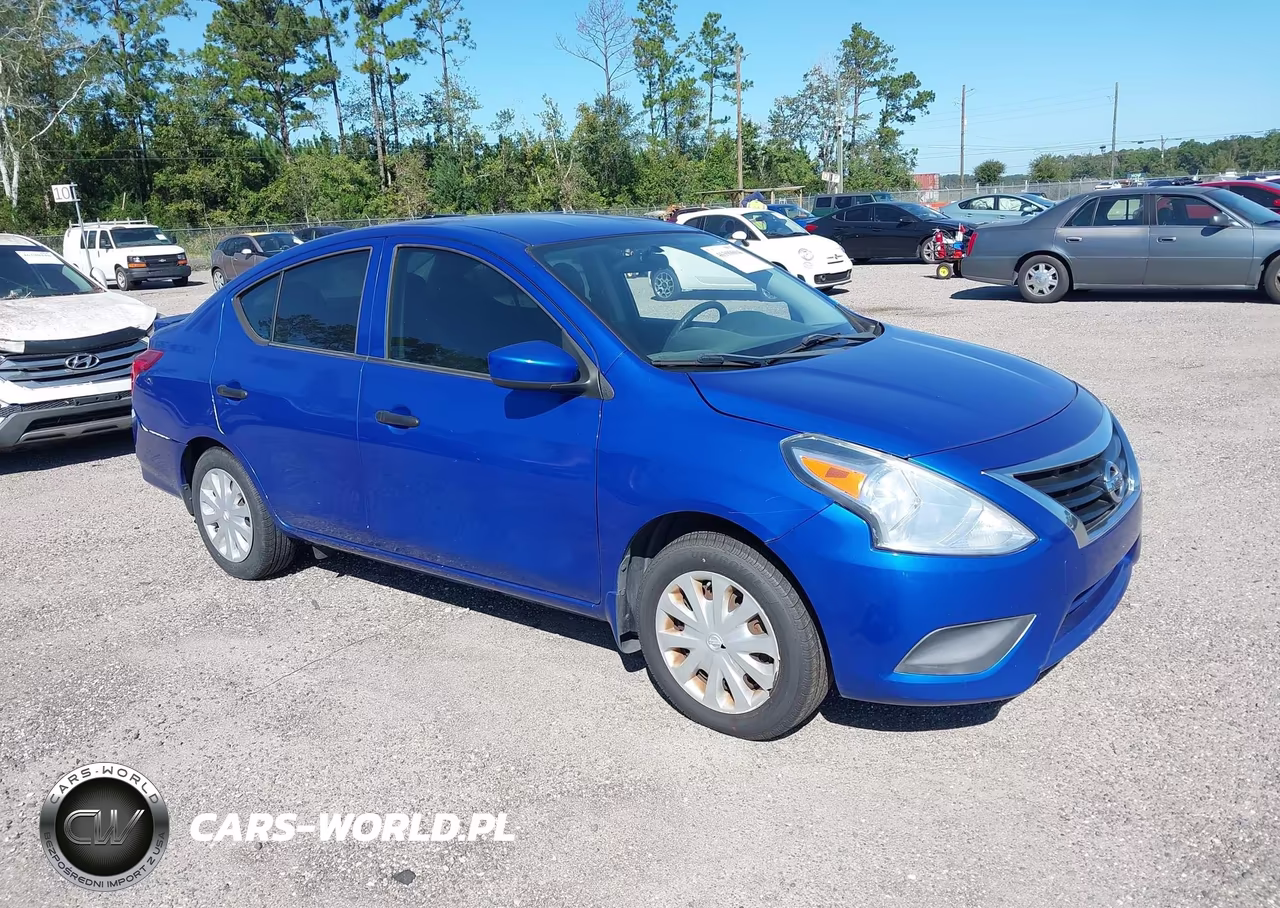 2016 Nissan Versa 1.6 S+