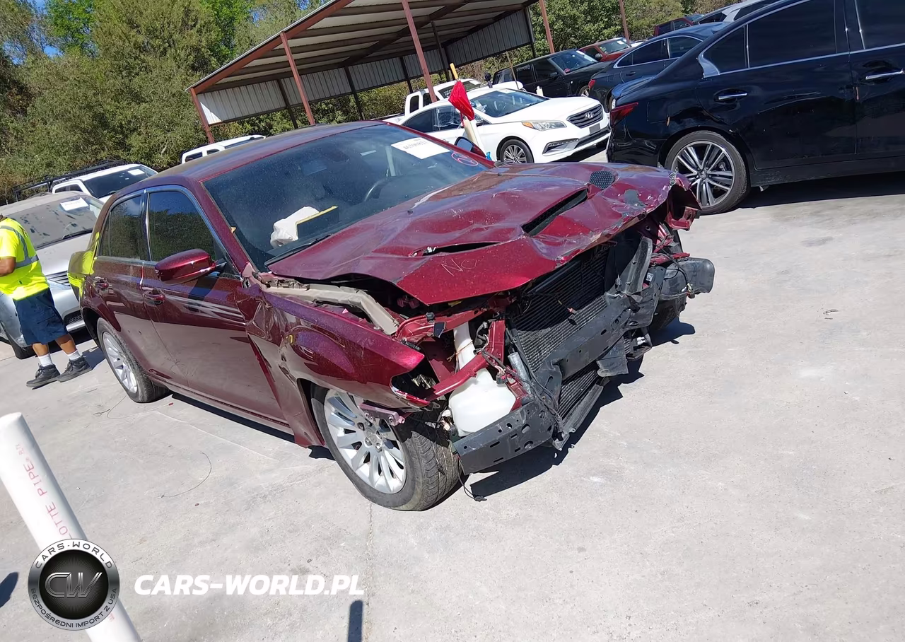 2018 Chrysler 300 Touring