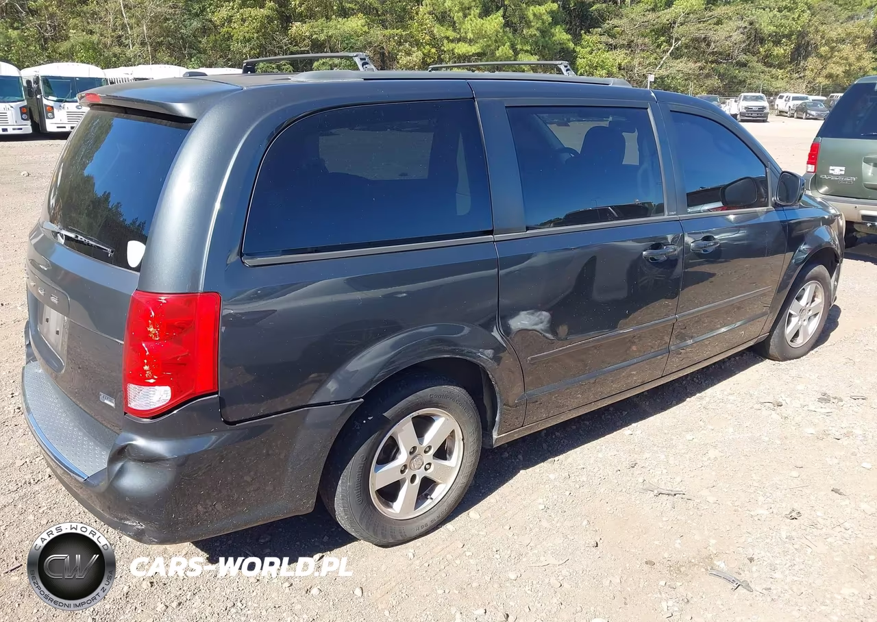 2011 Dodge Grand Caravan Mainstreet VIN:2D4RN3DGXBR728809 - 4