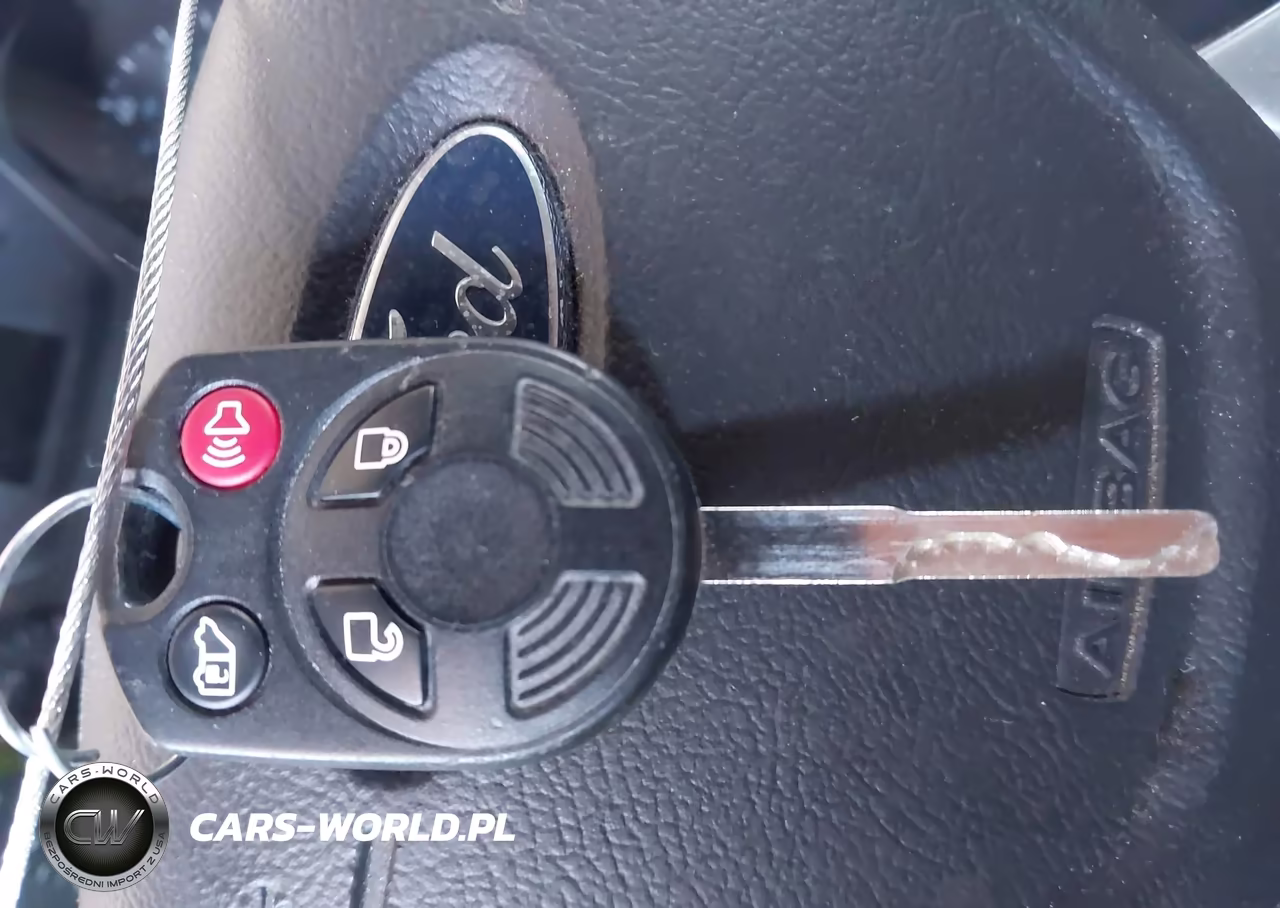 2016 Ford Transit-150 VIN:1FTYE1YM2GKB54323 - 11