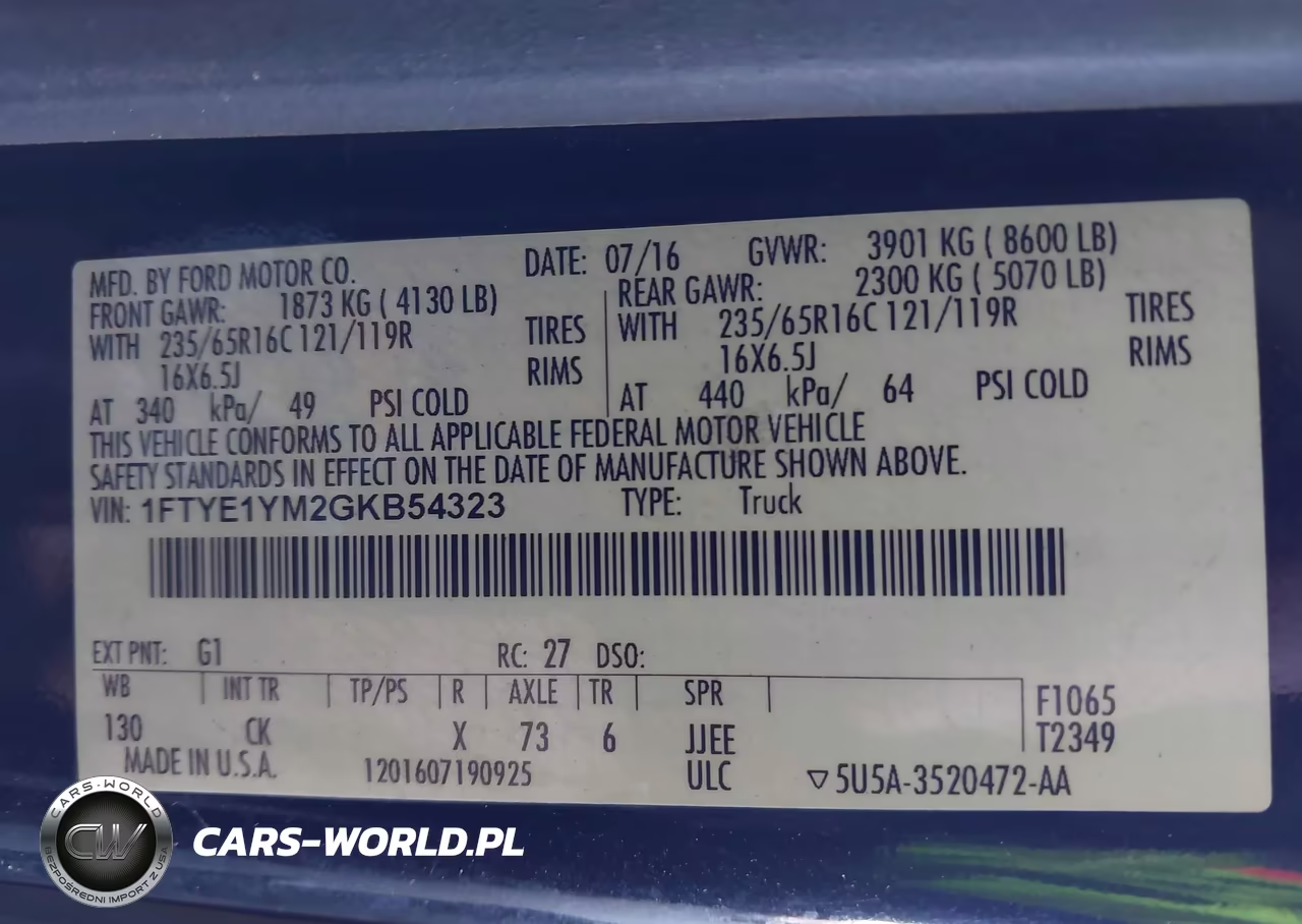 2016 Ford Transit-150 VIN:1FTYE1YM2GKB54323 - 9