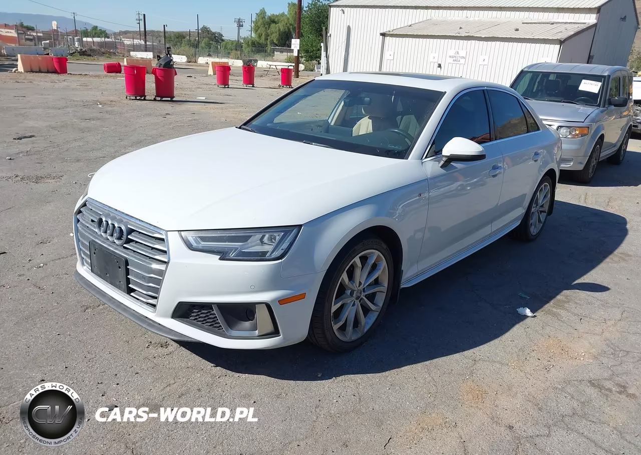 2019 Audi A4 45 Premium VIN:WAUENAF45KN013272 - 2