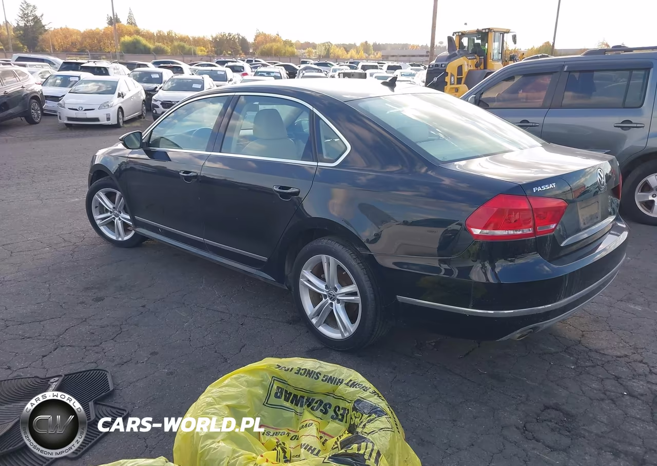 2012 Volkswagen Passat 2.0L Tdi Sel Premium VIN:1VWCN7A34CC064915 - 3