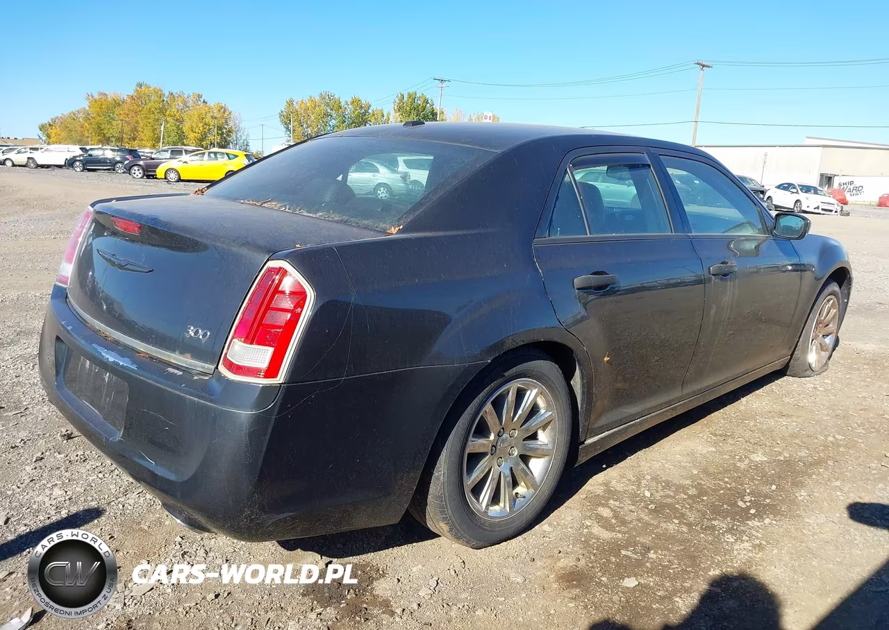 2011 Chrysler 300 Limited VIN:2C3CA5CG7BH533191 - 4