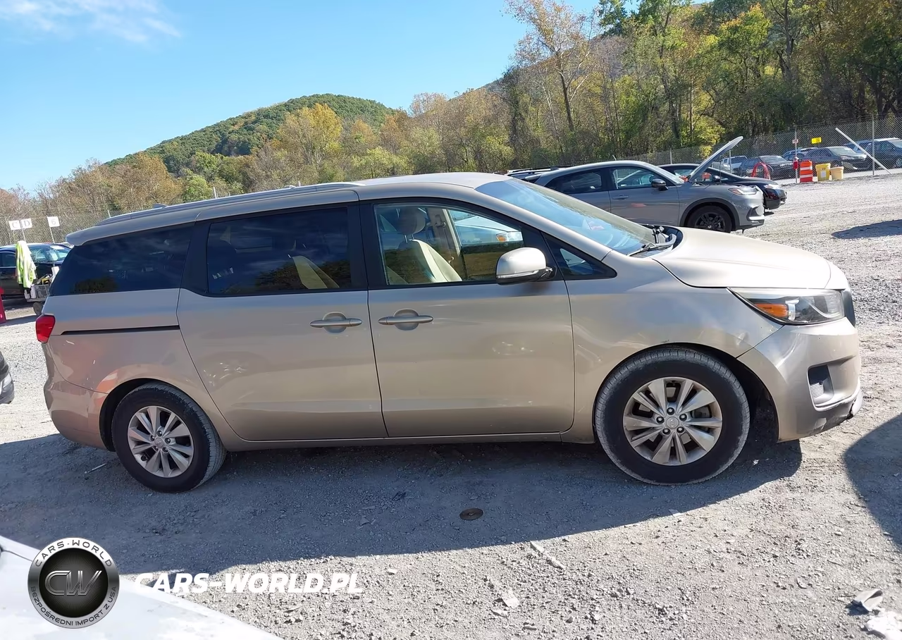 2015 Kia Sedona Lx VIN:KNDMB5C14F6043937 - 13