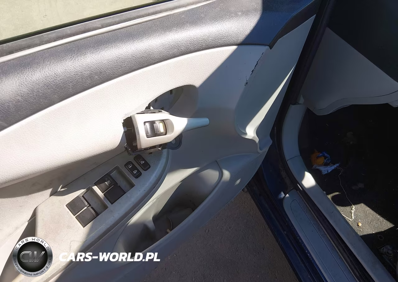 2013 Toyota Corolla Le VIN:5YFBU4EEXDP085336 - 12