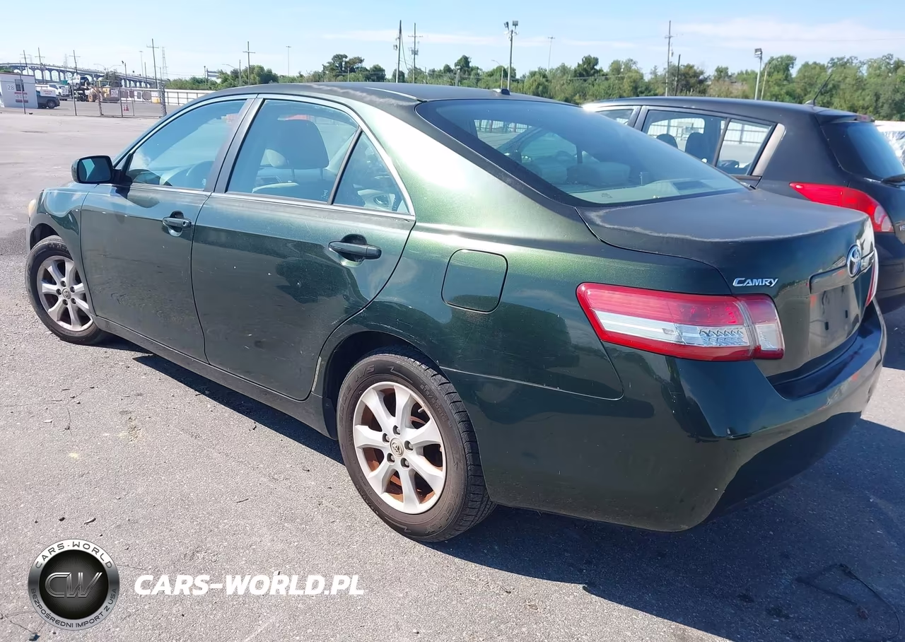 2010 Toyota Camry Le VIN:4T4BF3EK9AR055528 - 3