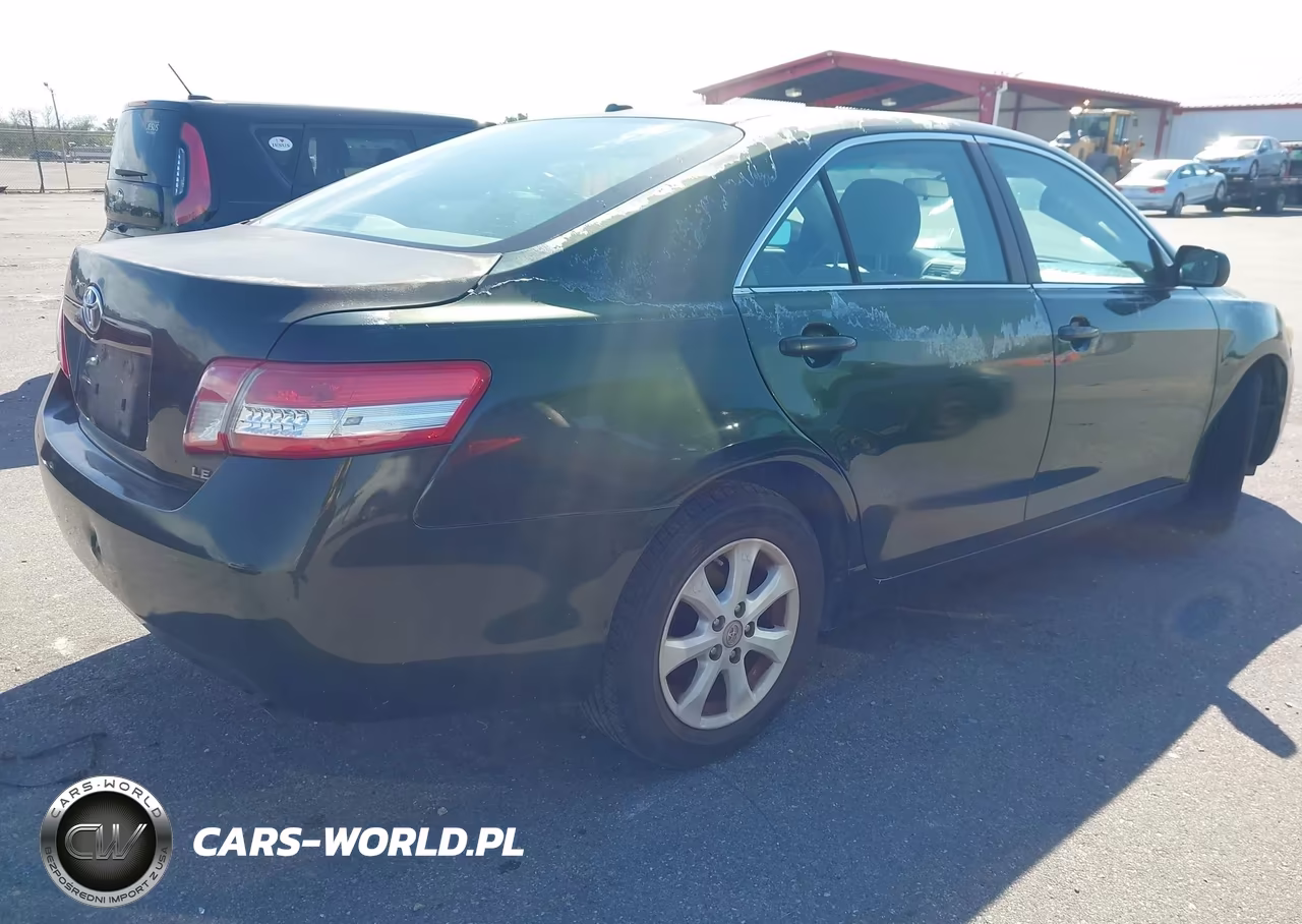 2010 Toyota Camry Le VIN:4T4BF3EK9AR055528 - 4