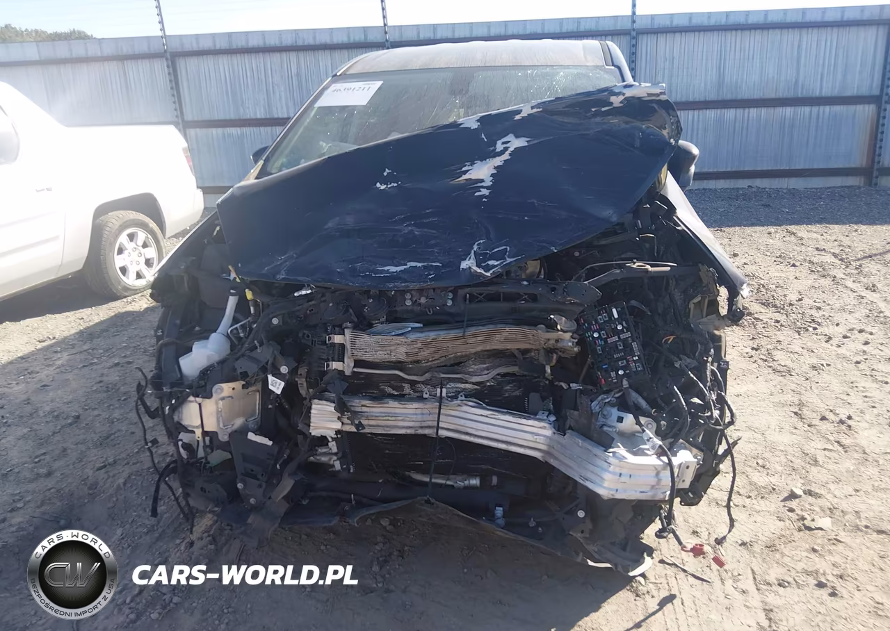 2020 Chrysler Voyager L VIN:2C4RC1AG0LR105101 - 6