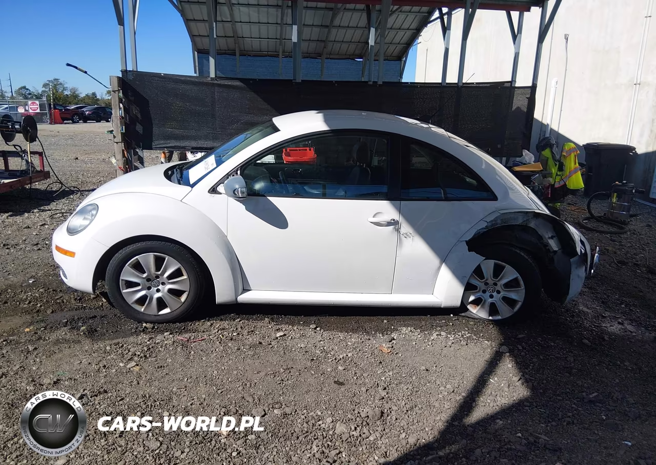 2010 Volkswagen New Beetle 2.5L VIN:3VWPG3AG4AM014776 - 14
