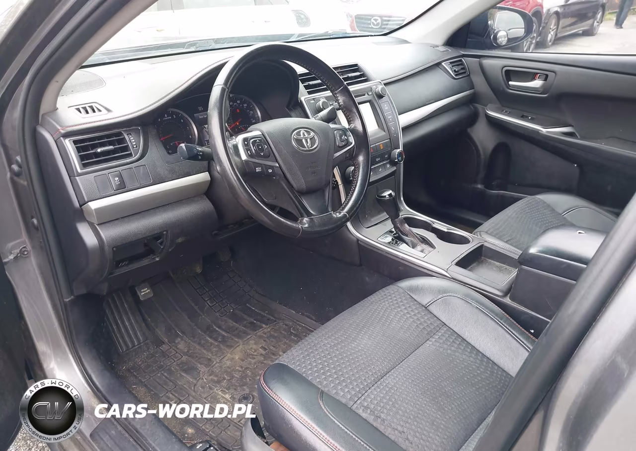 2015 Toyota Camry Se VIN:4T1BF1FK0FU094738 - 12