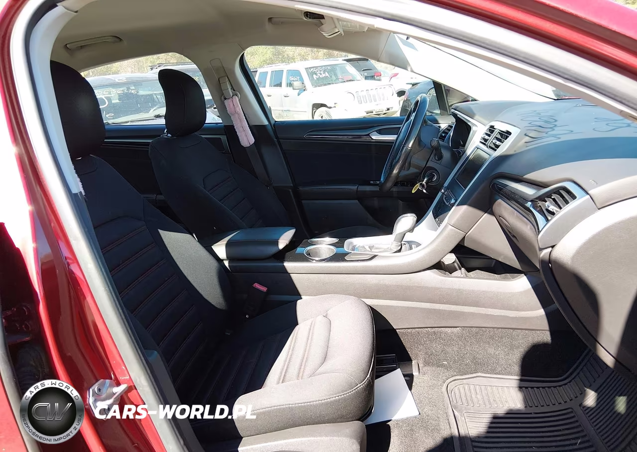 2013 Ford Fusion Se VIN:3FA6P0HR9DR111053 - 5