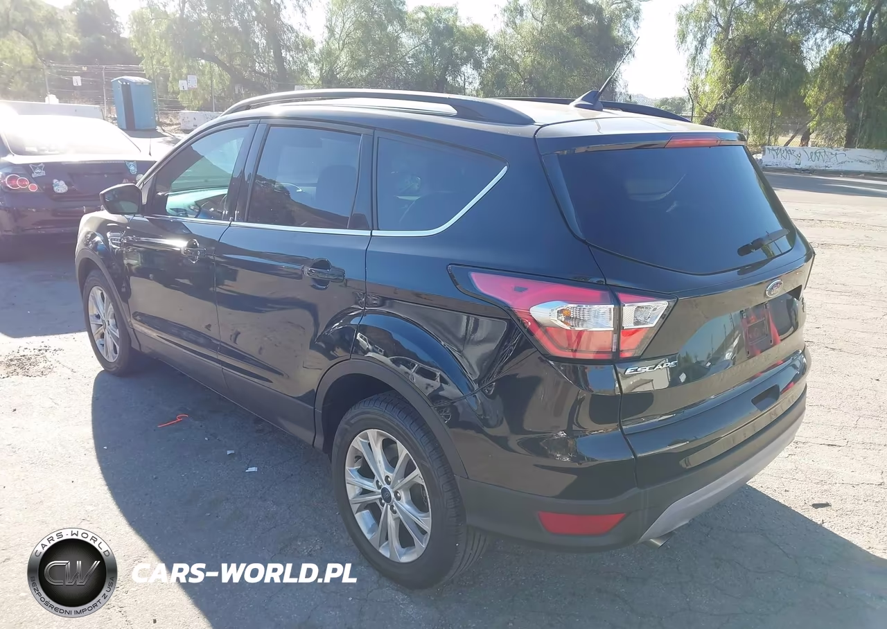 2018 Ford Escape Se VIN:1FMCU0GD3JUC19406 - 3