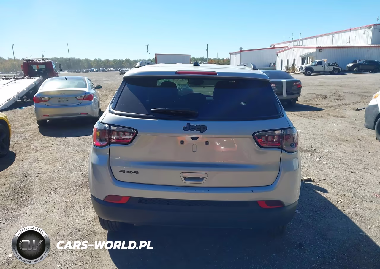 2025 Jeep Compass Latitude 4X4 VIN:3C4NJDBN3ST617630 - 16