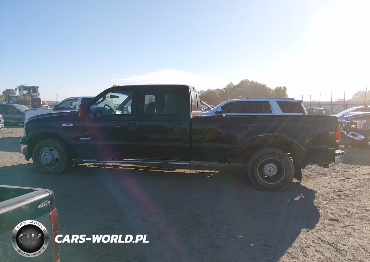 2005 Ford F350 Super Duty VIN:1FTWW32P45EC55622 - 12