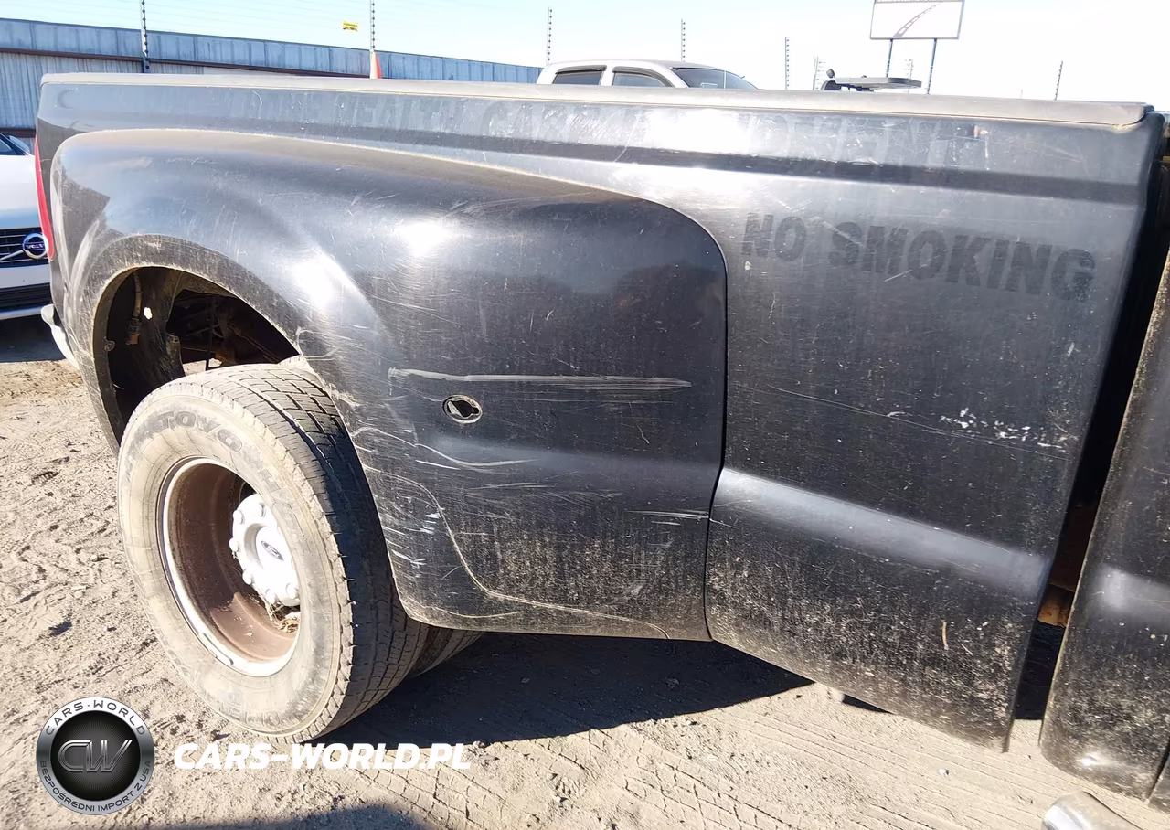 2005 Ford F350 Super Duty VIN:1FTWW32P45EC55622 - 16