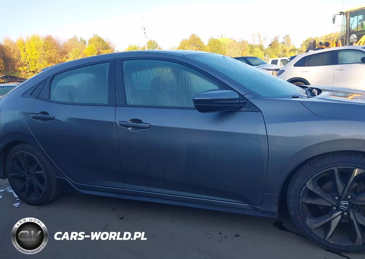 2018 Honda Civic Sport VIN:SHHFK7H44JU412430 - 13