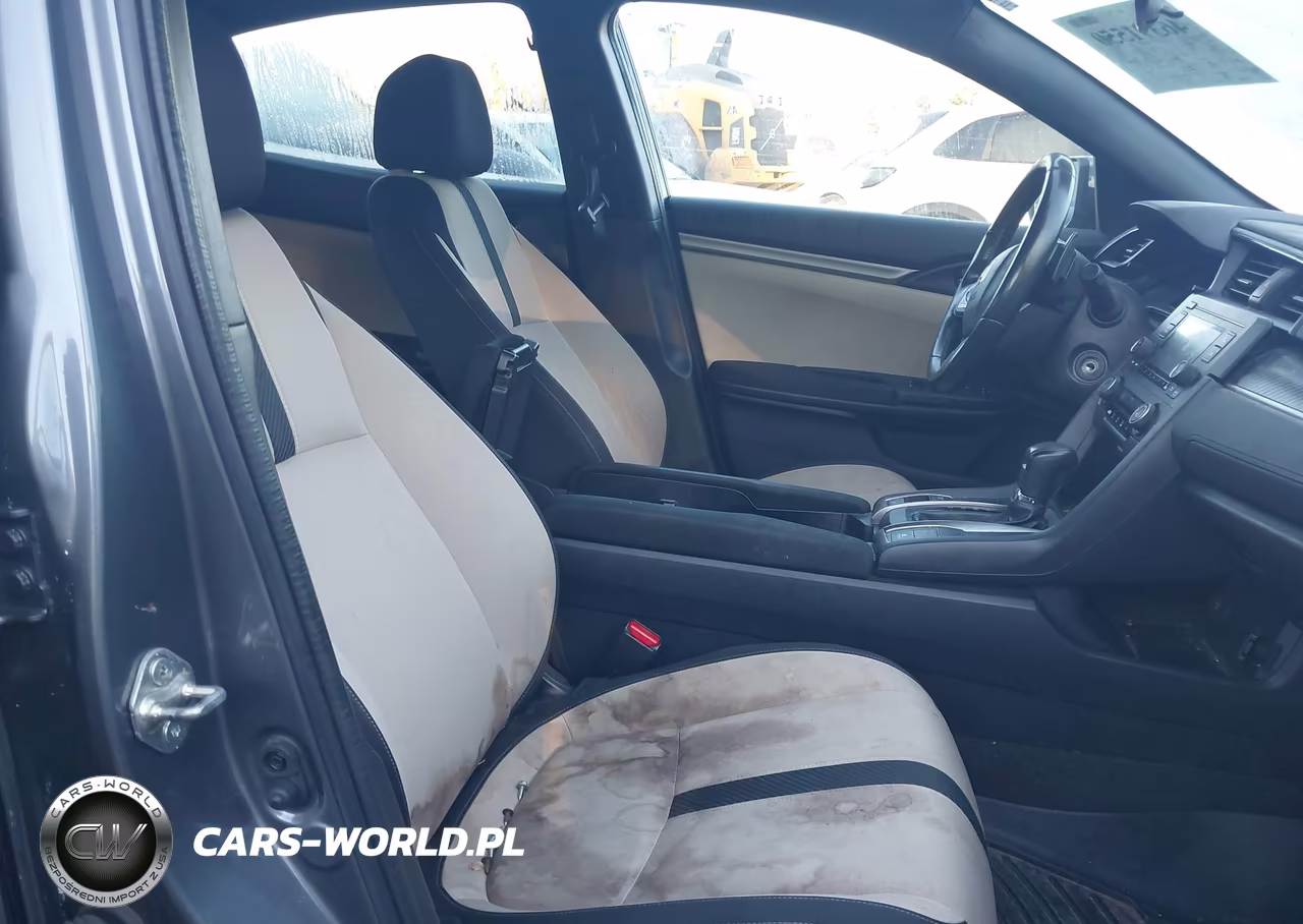 2018 Honda Civic Sport VIN:SHHFK7H44JU412430 - 5