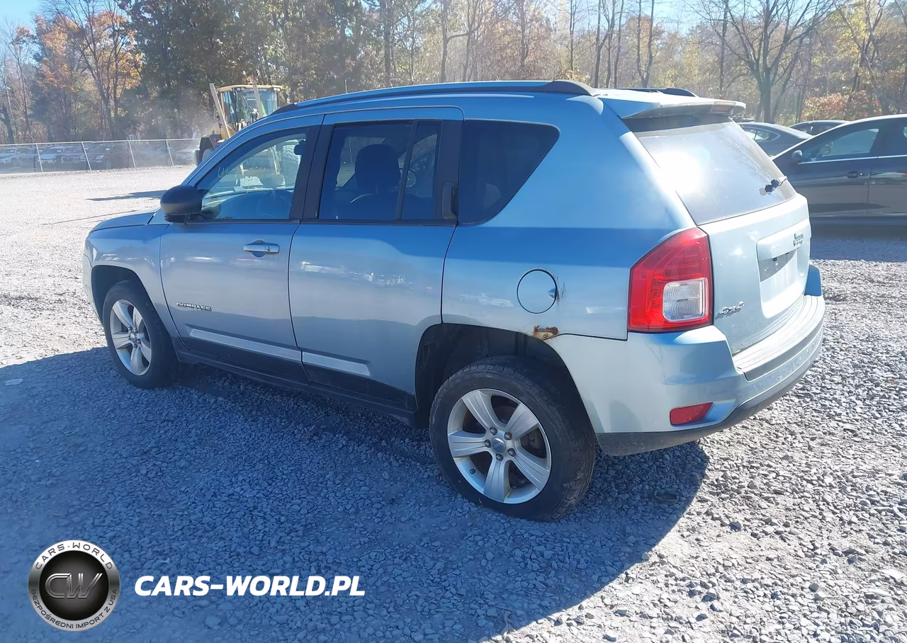 2013 Jeep Compass Sport VIN:1C4NJDBB8DD140059 - 3