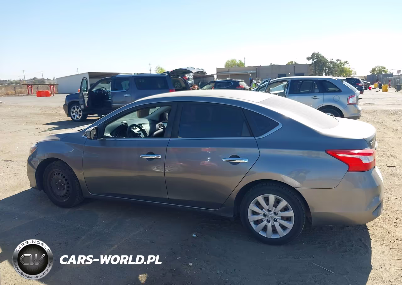 2018 Nissan Sentra S VIN:3N1AB7AP7JY263941 - 14