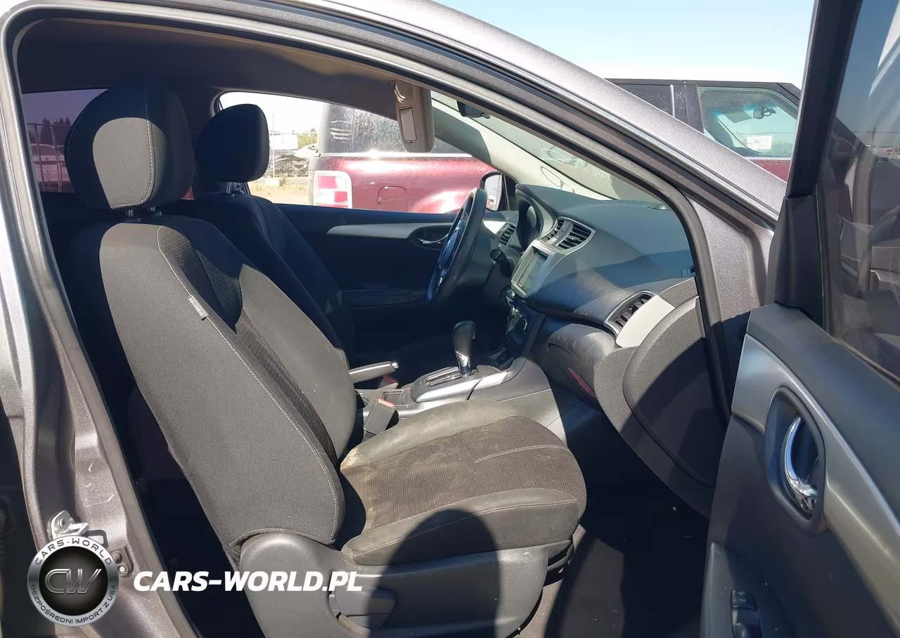 2018 Nissan Sentra S VIN:3N1AB7AP7JY263941 - 5
