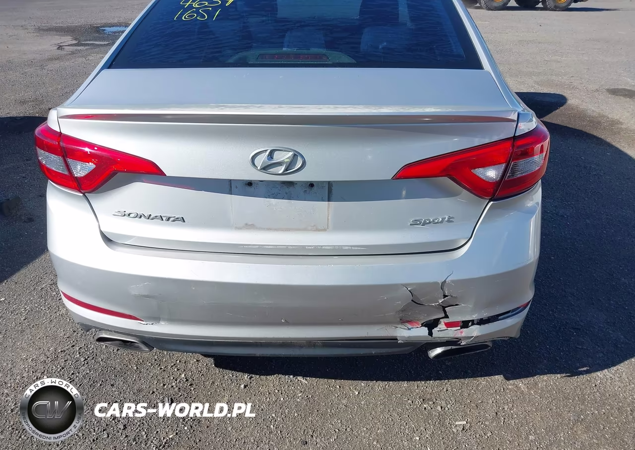 2015 Hyundai Sonata Sport VIN:5NPE34AF0FH202243 - 15