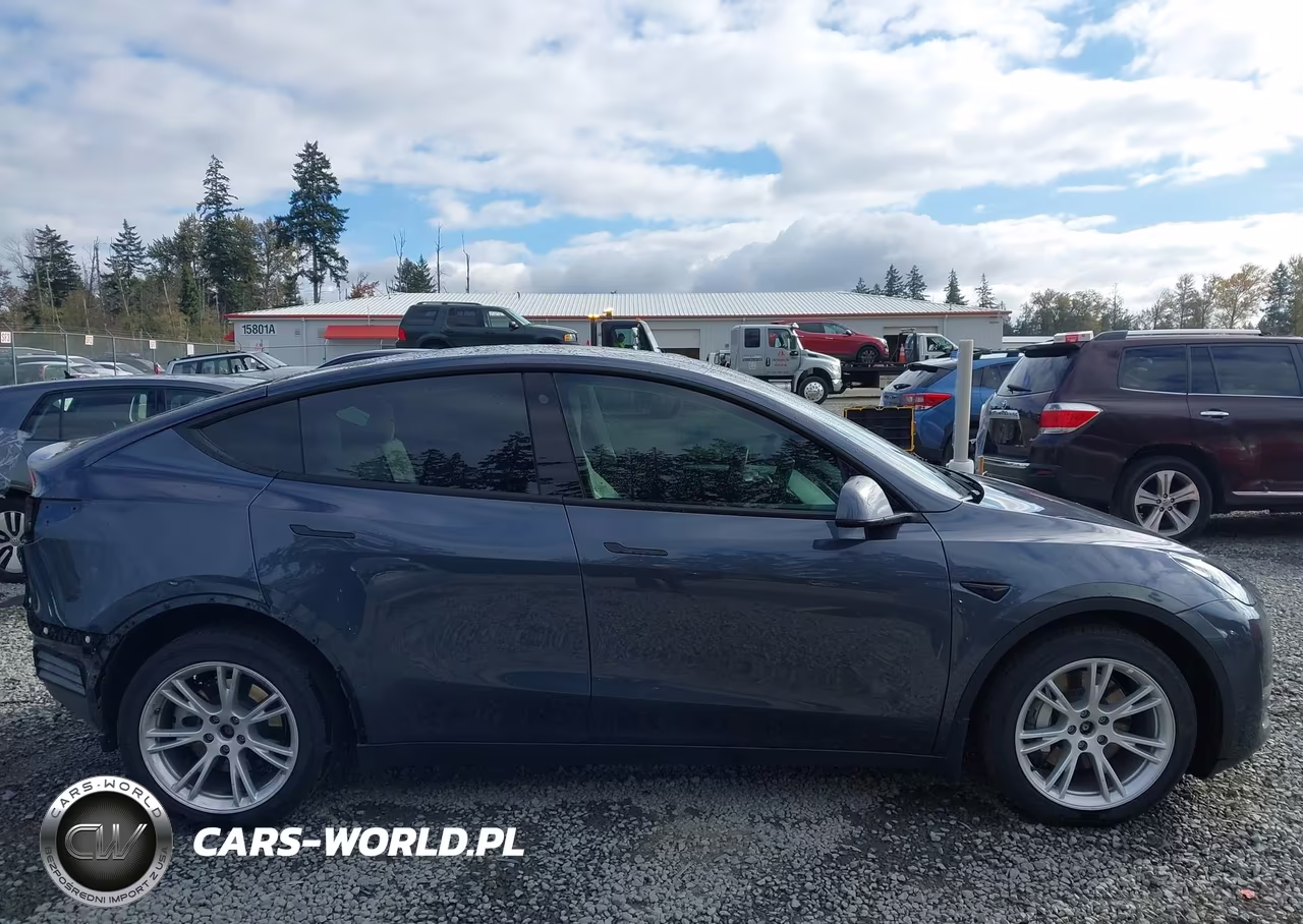 2022 Tesla Model Y Long Range Dual Motor All-Wheel Drive VIN:7SAYGDEE7NF546820 - 14