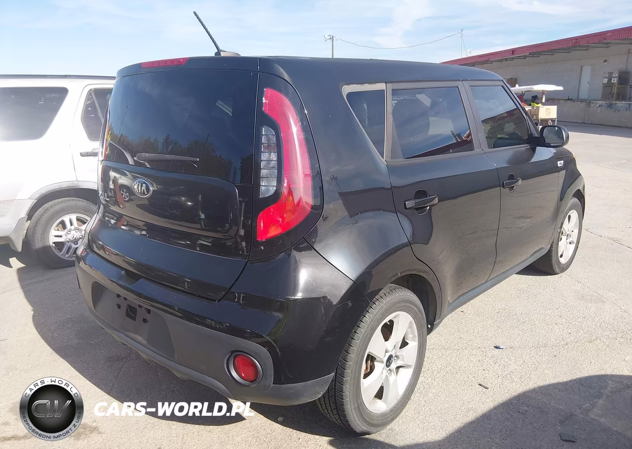 2018 Kia Soul VIN:KNDJN2A28J7903247 - 4