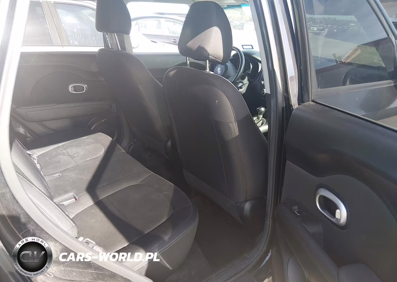 2018 Kia Soul VIN:KNDJN2A28J7903247 - 8