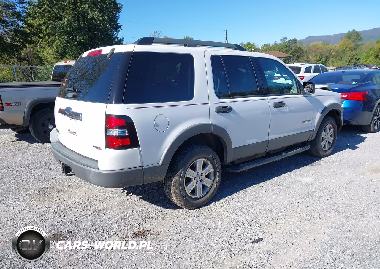 2006 Ford Explorer Xlt VIN:1FMEU73EX6UA54624 - 4