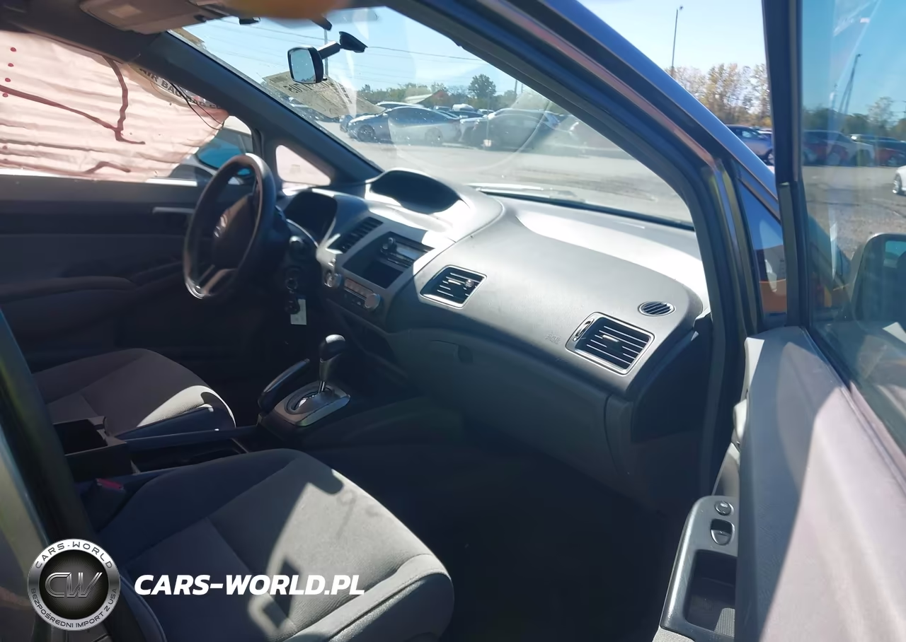 2008 Honda Civic Lx VIN:2HGFA16528H322681 - 5