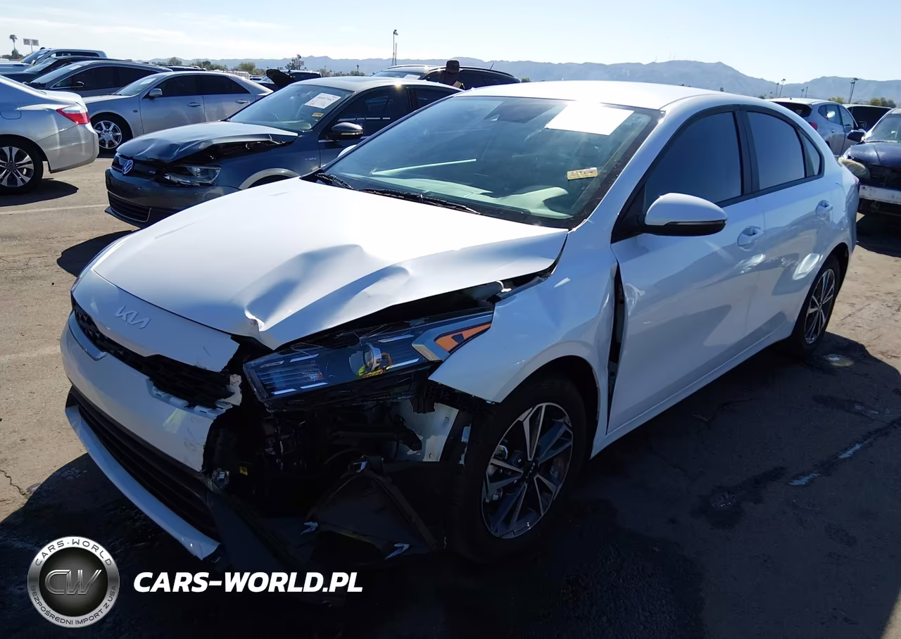 2024 Kia Forte Lxs VIN:3KPF24AD4RE731676 - 6
