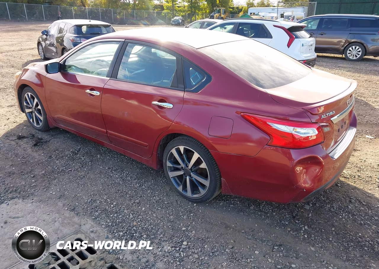 2017 Nissan Altima 2.5 Sr VIN:1N4AL3AP1HC120950 - 3