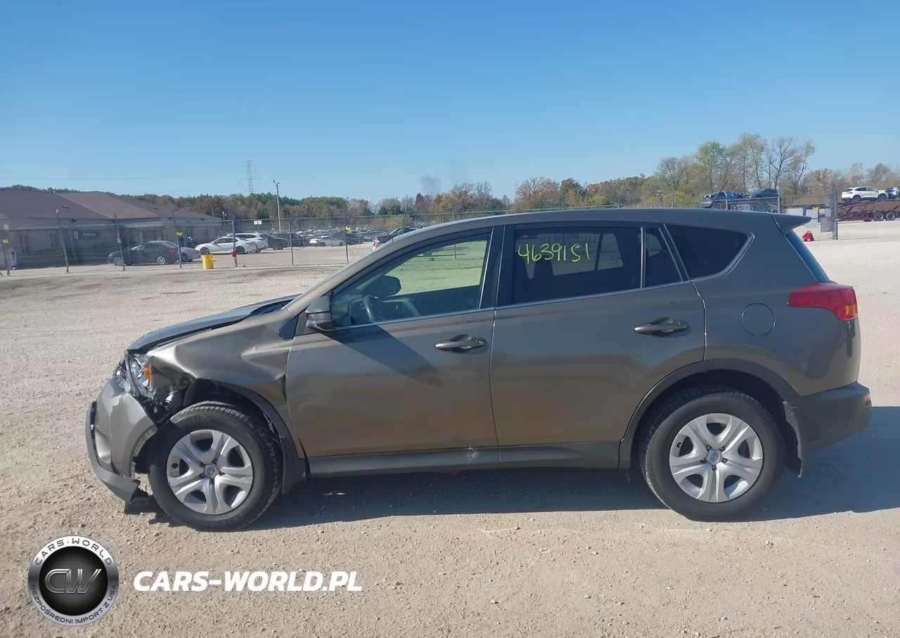 2015 Toyota Rav4 Le VIN:JTMBFREV4FD131661 - 14