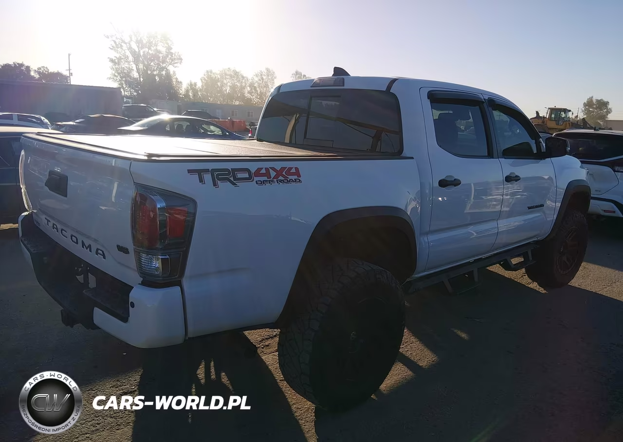 2022 Toyota Tacoma Trd Off Road VIN:3TMCZ5AN6NM504101 - 4