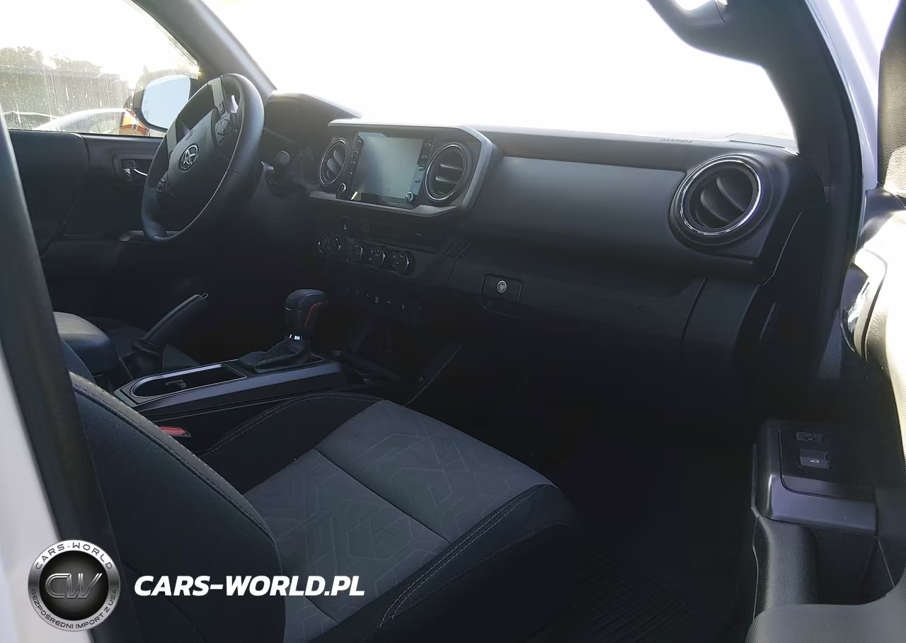 2022 Toyota Tacoma Trd Off Road VIN:3TMCZ5AN6NM504101 - 5