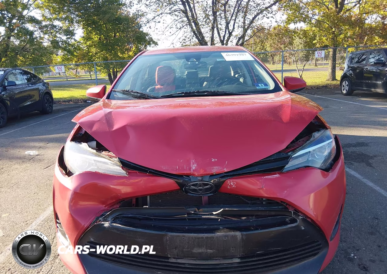 2017 Toyota Corolla Le VIN:2T1BURHE2HC895798 - 12