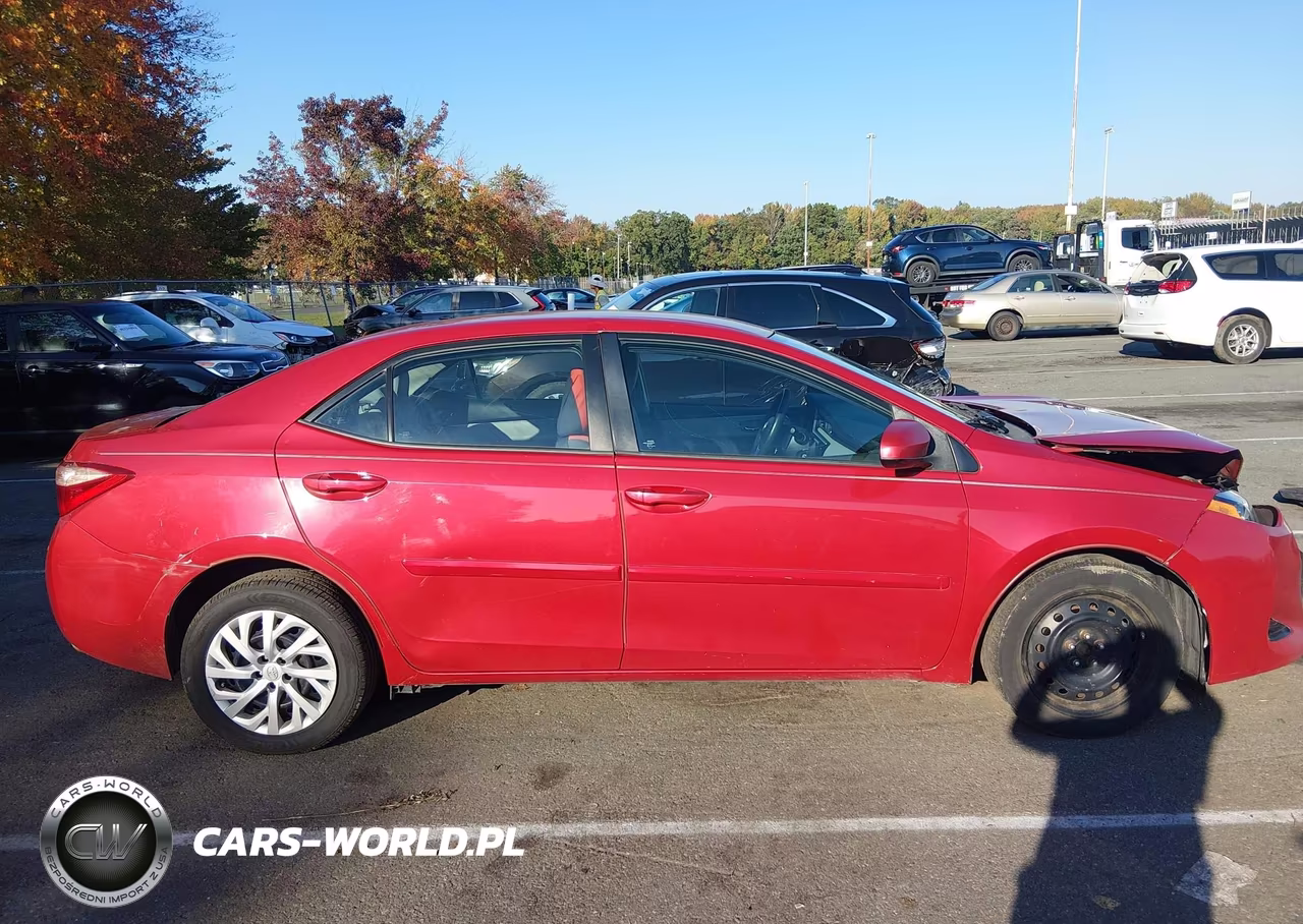 2017 Toyota Corolla Le VIN:2T1BURHE2HC895798 - 13