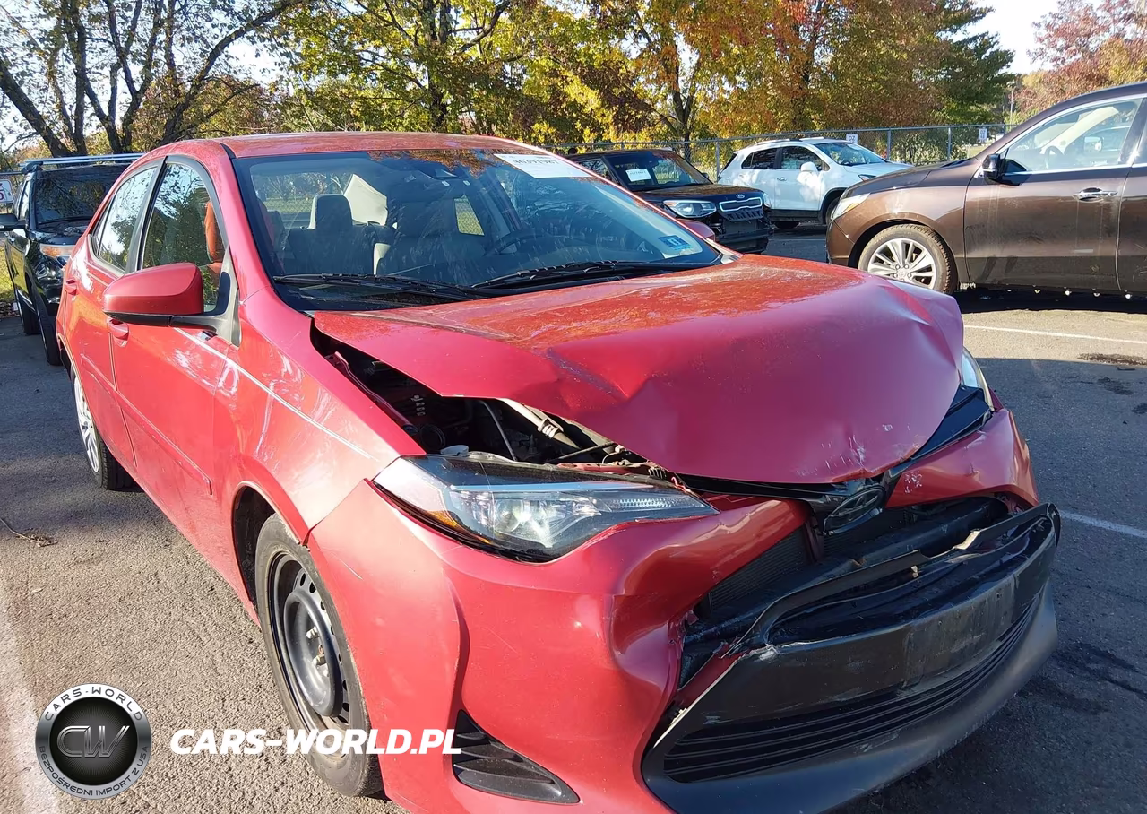 2017 Toyota Corolla Le VIN:2T1BURHE2HC895798 - 17