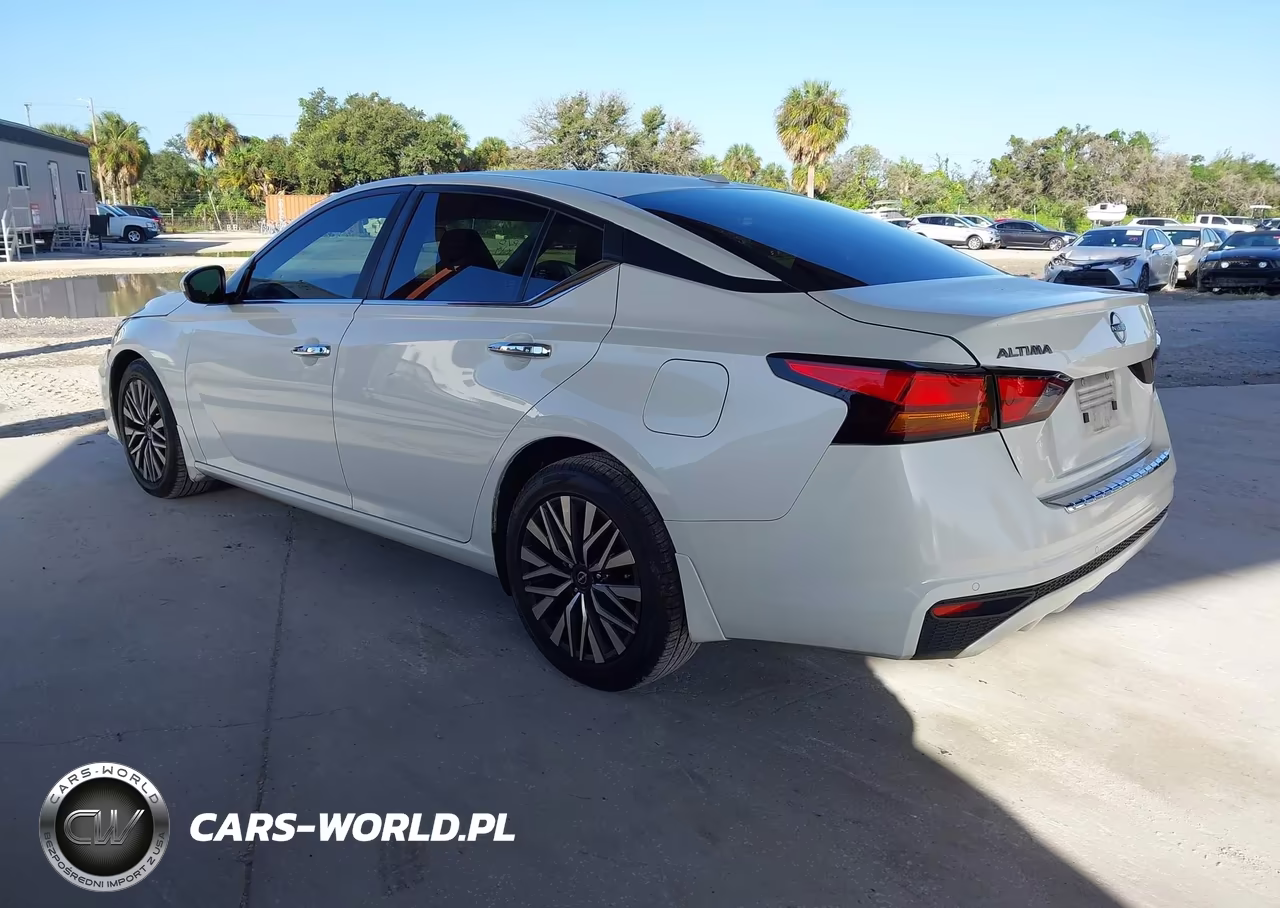 2023 Nissan Altima Sv Fwd VIN:1N4BL4DV1PN327667 - 3
