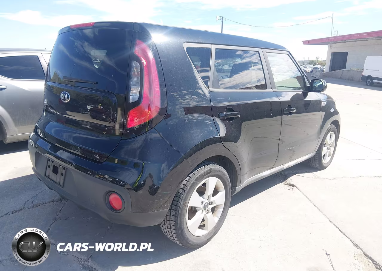 2018 Kia Soul VIN:KNDJN2A24J7597986 - 4