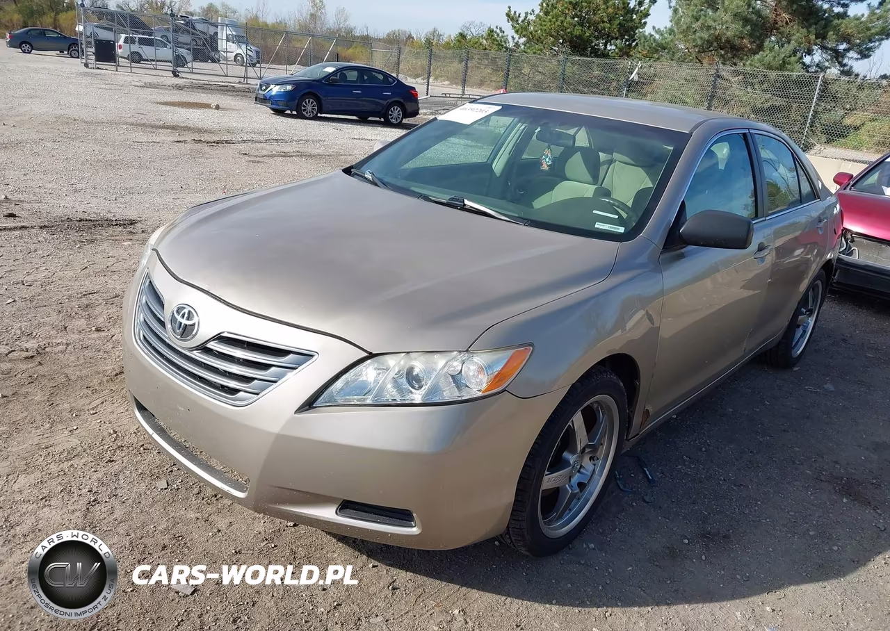 TOYOTA CAMRY CE VIN:4T1BE46K47U048206 - 2