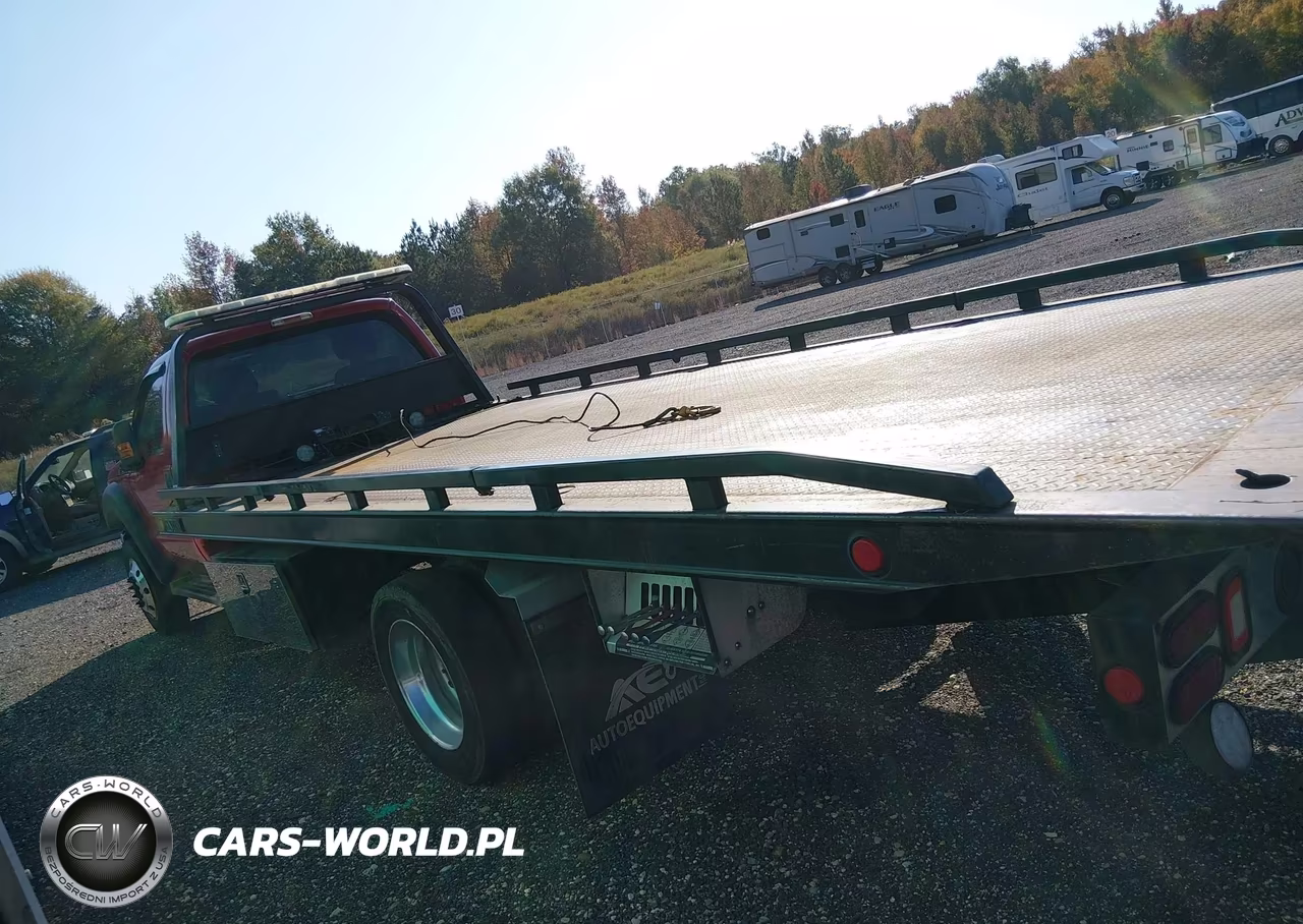2015 Ford F-550 Chassis Xlt VIN:1FDUF5GY4FED31079 - 14
